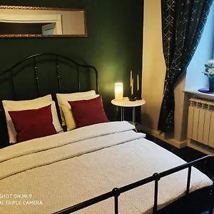https://apartament-nina.warsawhotelspoland.com
