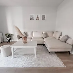 https://boho-apartment.hotelswroclaw.com